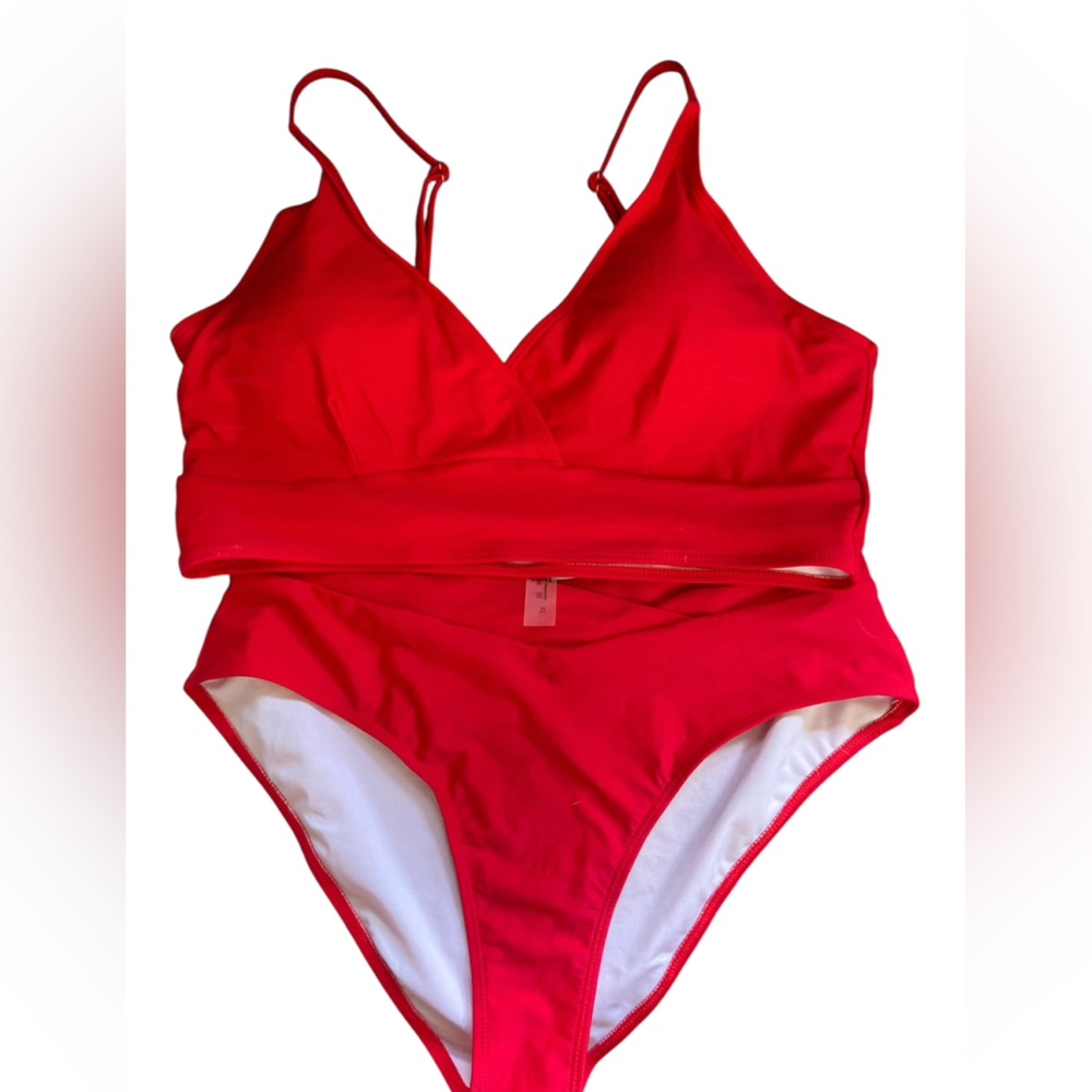 Red 2 piece swimsuit NWOT size xl